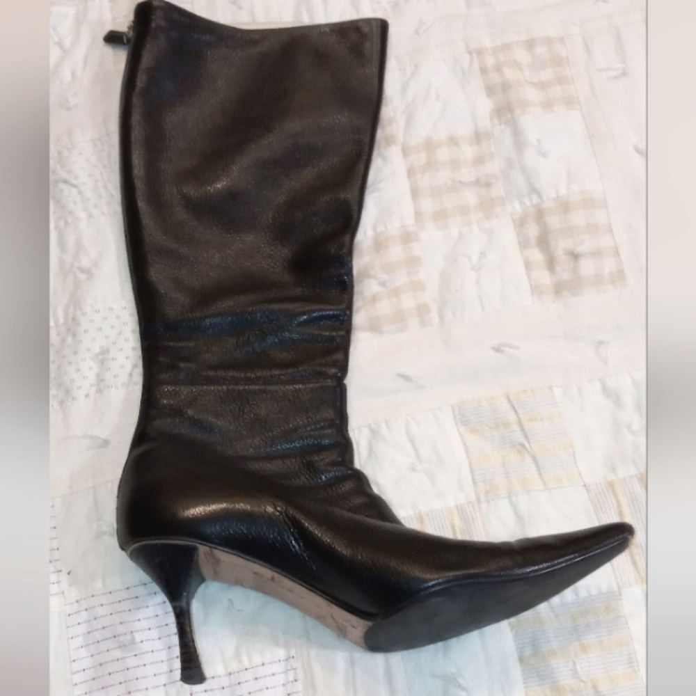 Gucci | Black Leather, Knee Length Kitten Heel Boots